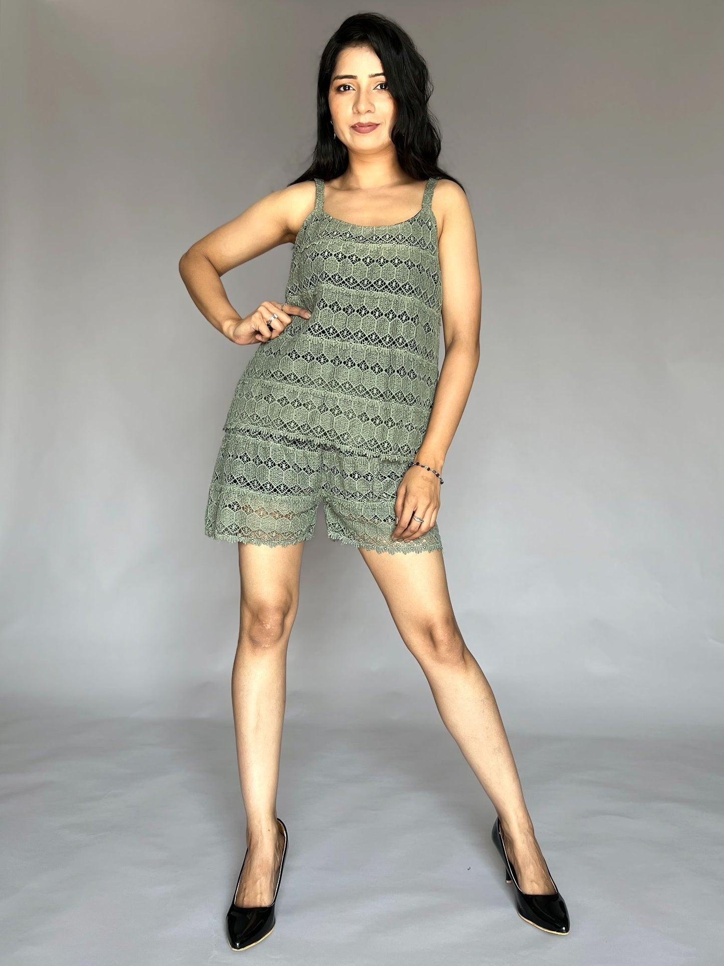 2 Piece Lace Co-ord Set โ Sleeveless Top & Shorts