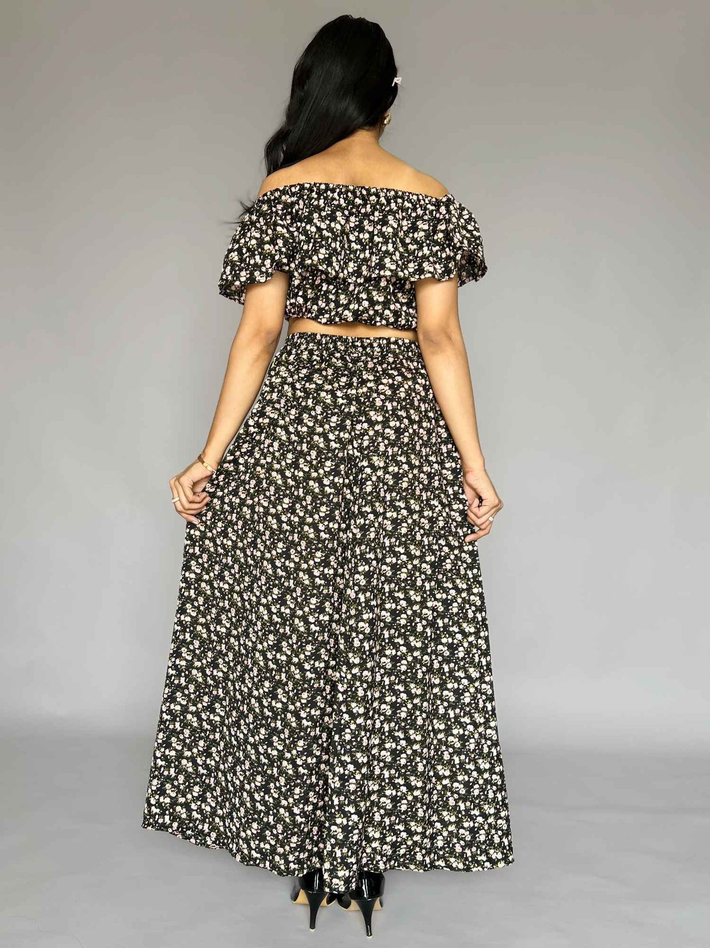 Floral Off-Shoulder Top & Skirt Co-ord โ 2 Piece