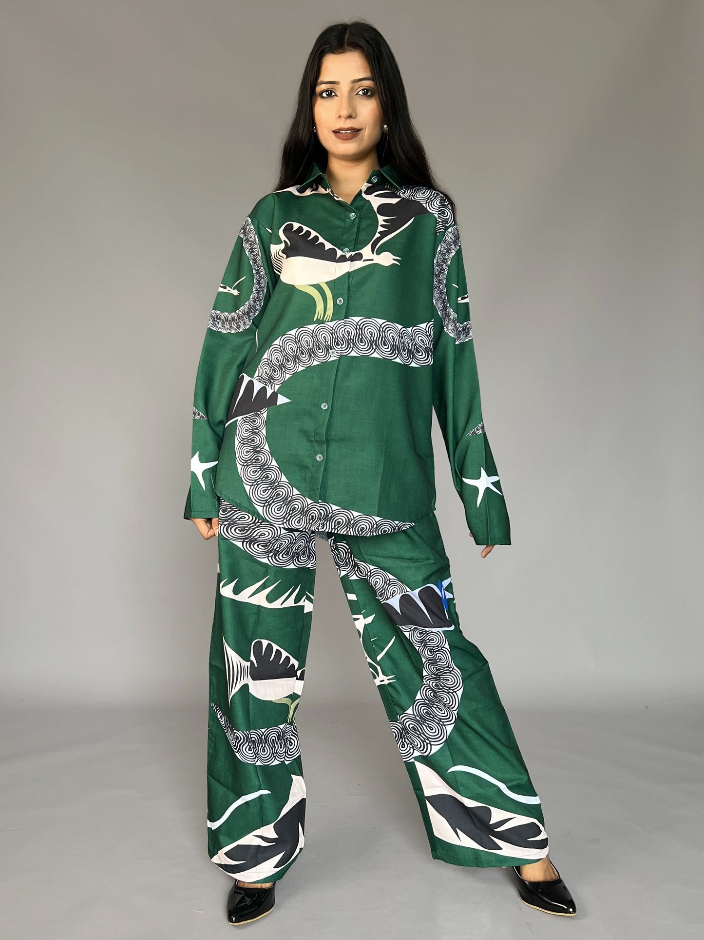 Abstract Print Green Coord Set
